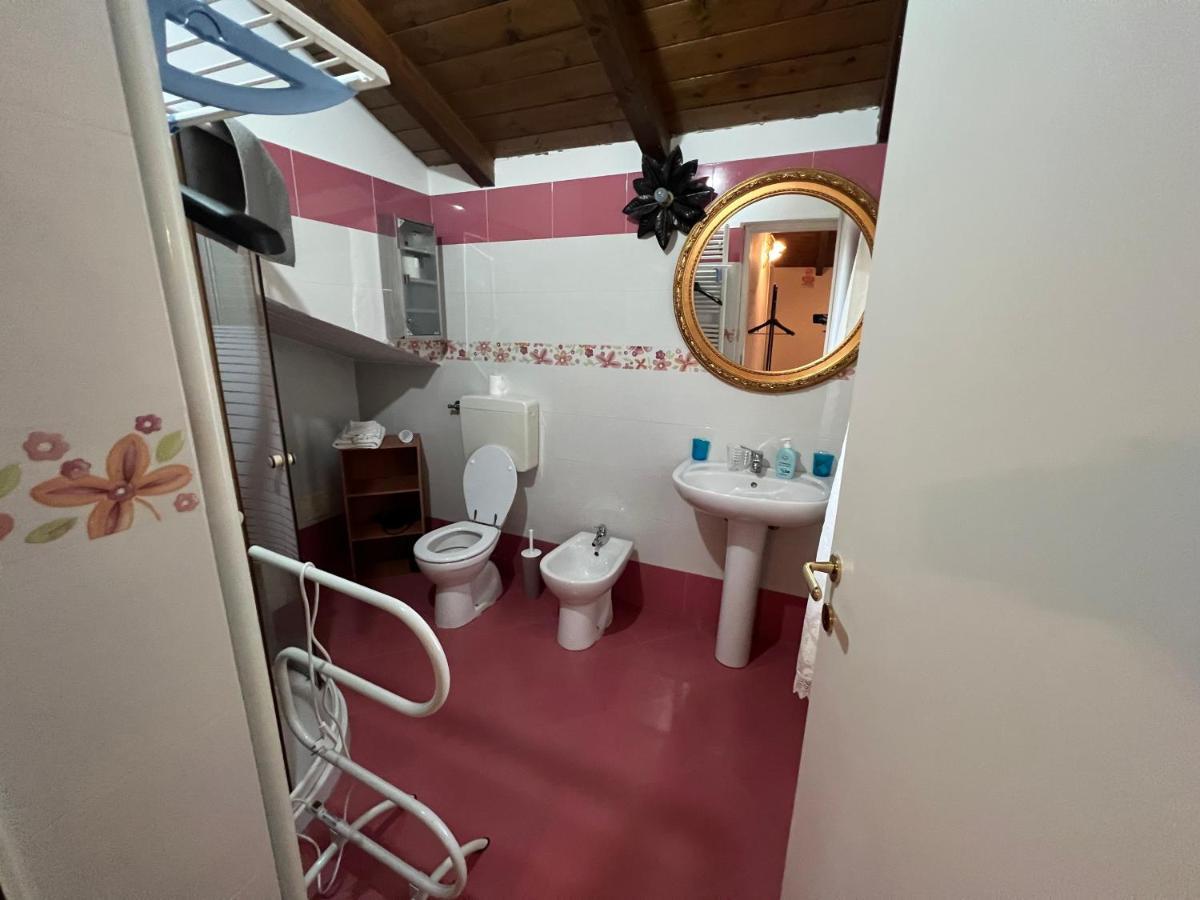 Agriturismo E Az. Agricola Ma.Mi Sale Exteriör bild